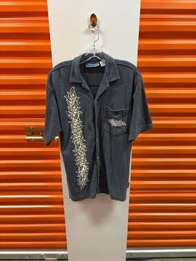 Vintage Jimmy'z Waffle Knit Tribal Embroidered Camp Shirt